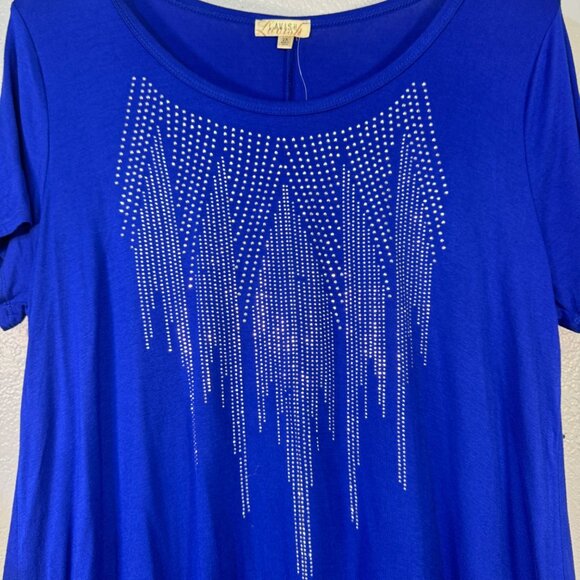 Lavish Womens Blue Top With Rhinestone Design Size 2X Sharkbite hem - Picture 2 of 7